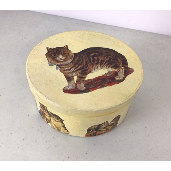 Vintage Victorian Cat Keepsake Treasure Box - Picture 1 of 9